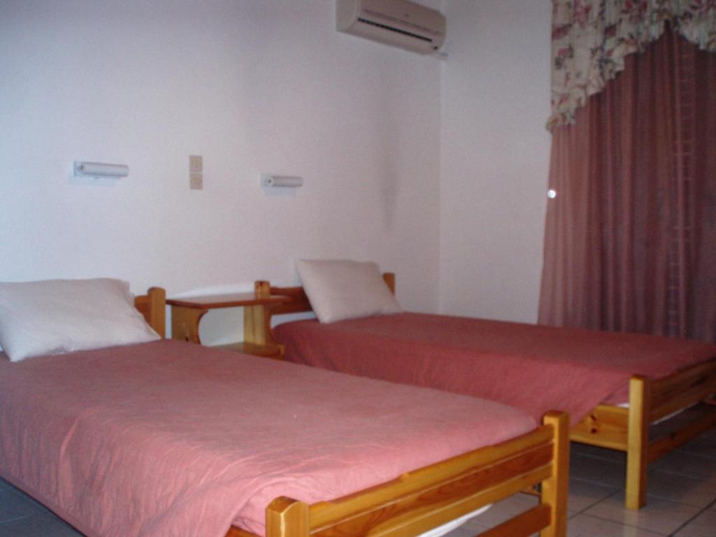 Loula Apartments Sidari Quarto foto